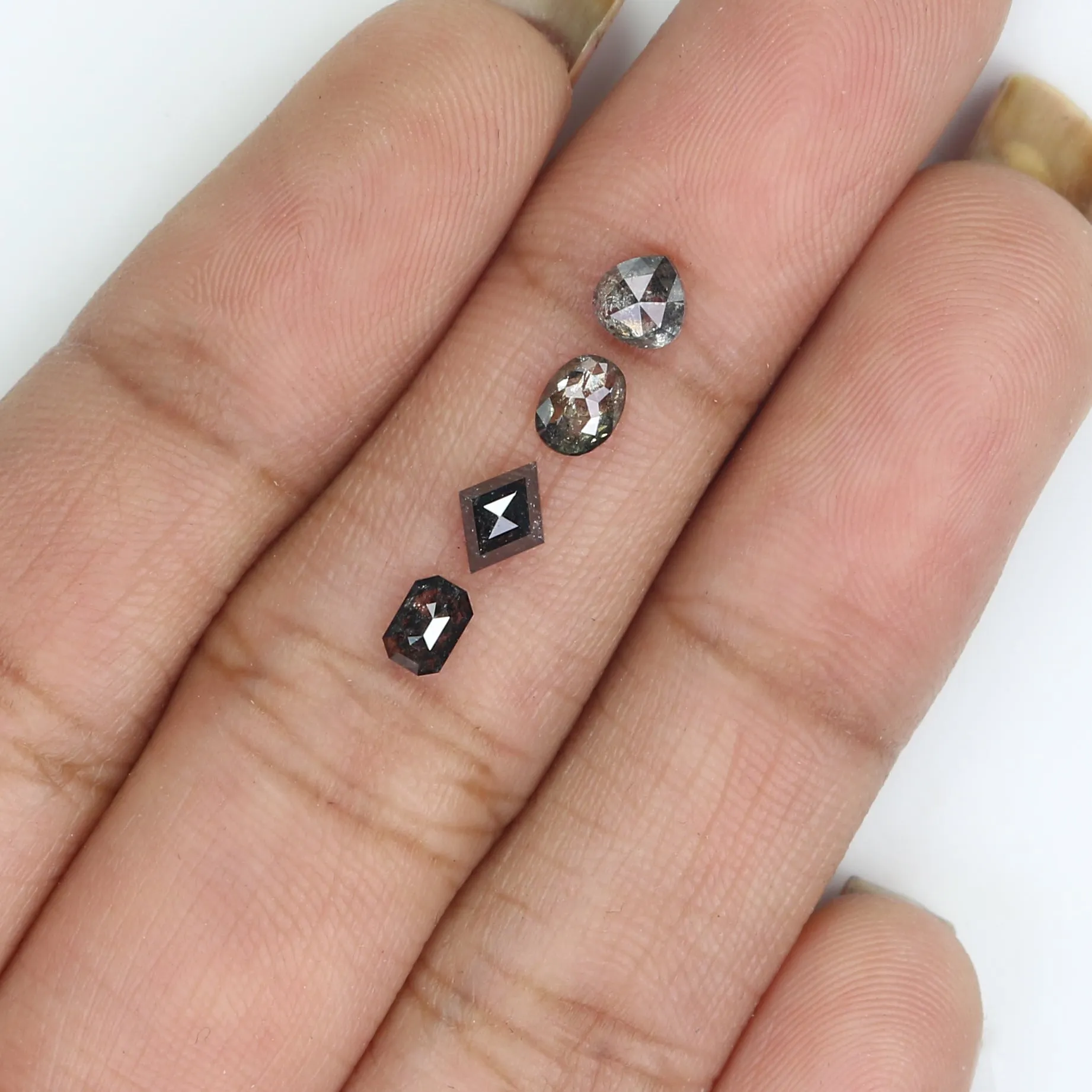 0.98 CT Natural Loose Mix Shape Diamond Salt And Pepper Mix Shape Diamond 4.00 MM Black Grey Color Mix Shape Shape Rose Cut Diam