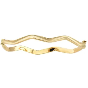 10k Yellow Gold Wave Women's Bangle Bracelet, 7.5