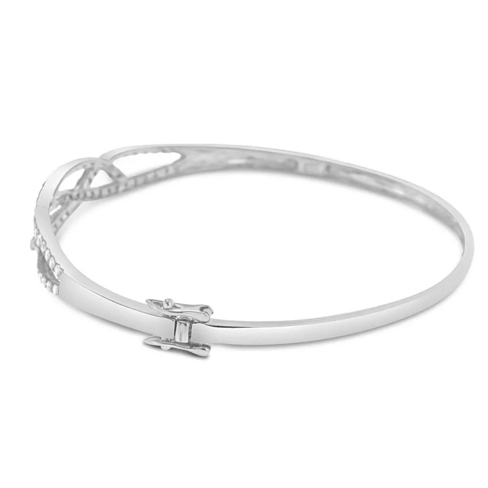 14K White Gold Diamond Bangle With Round Cut Diamonds 1.52CT