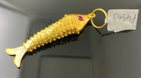 22k Solid Gold Simple Fish Pendant p4503