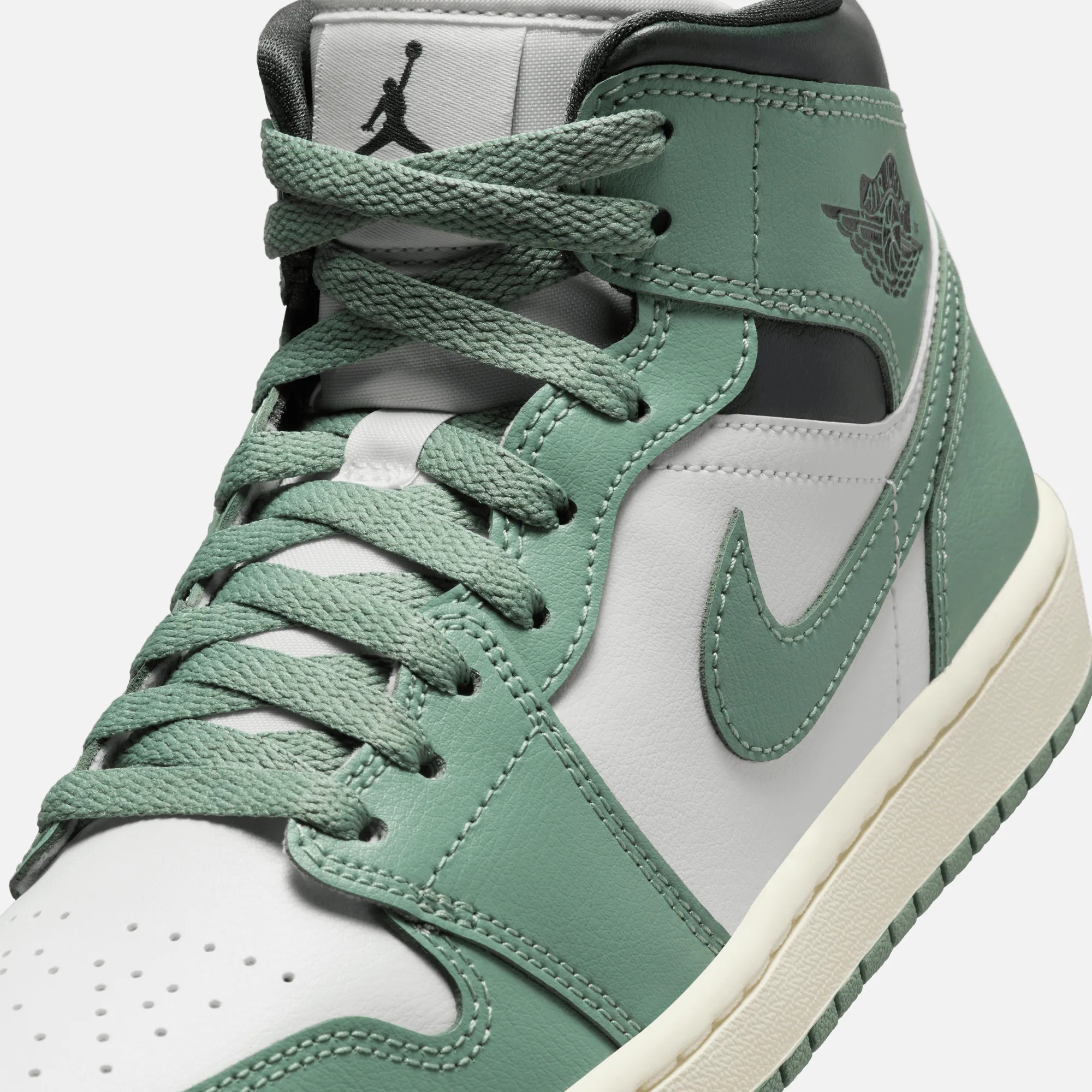 Air Jordan Women's 1 Mid Jade Smoke