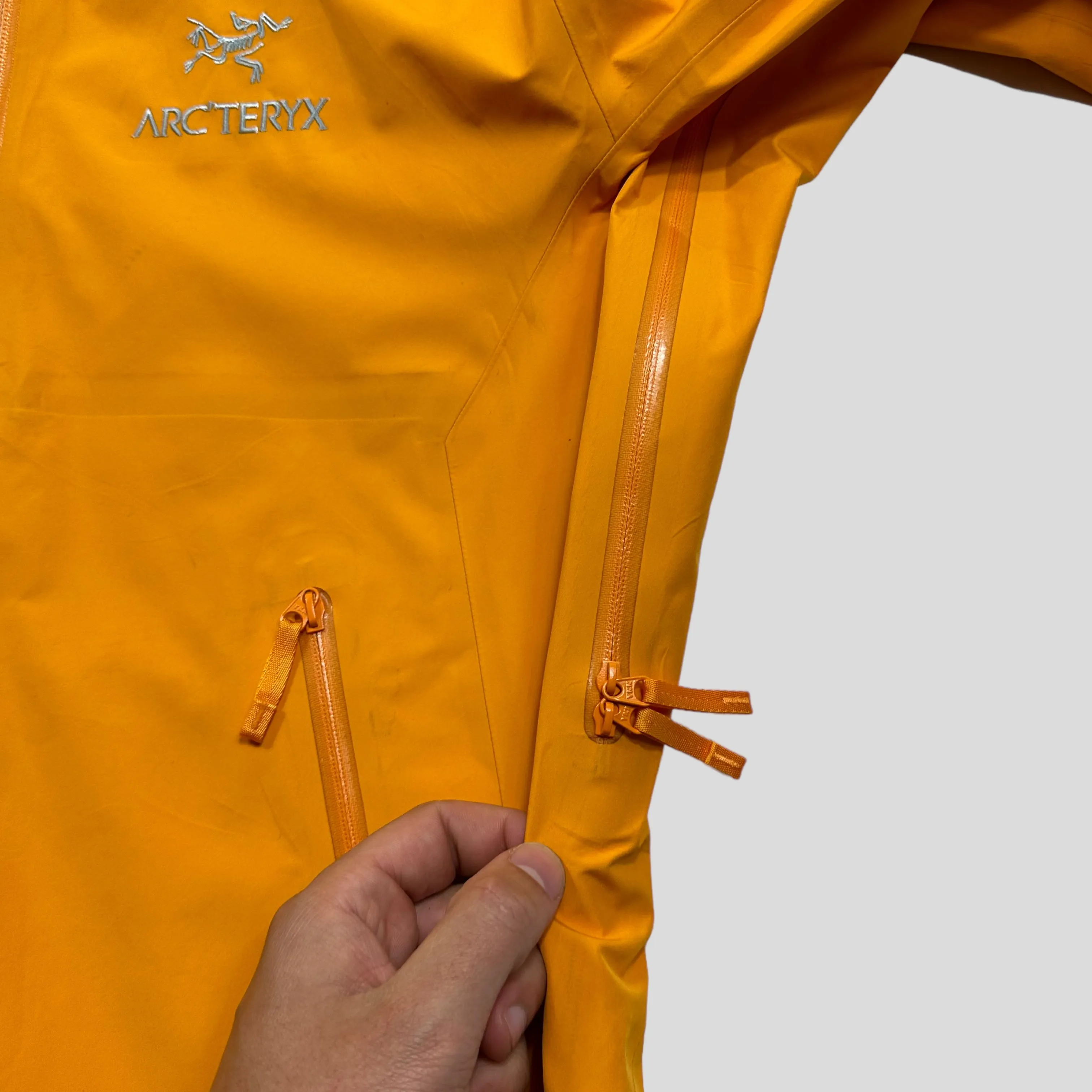 Arc’teryx 2020 Beta LT Goretex Jacket - S/M