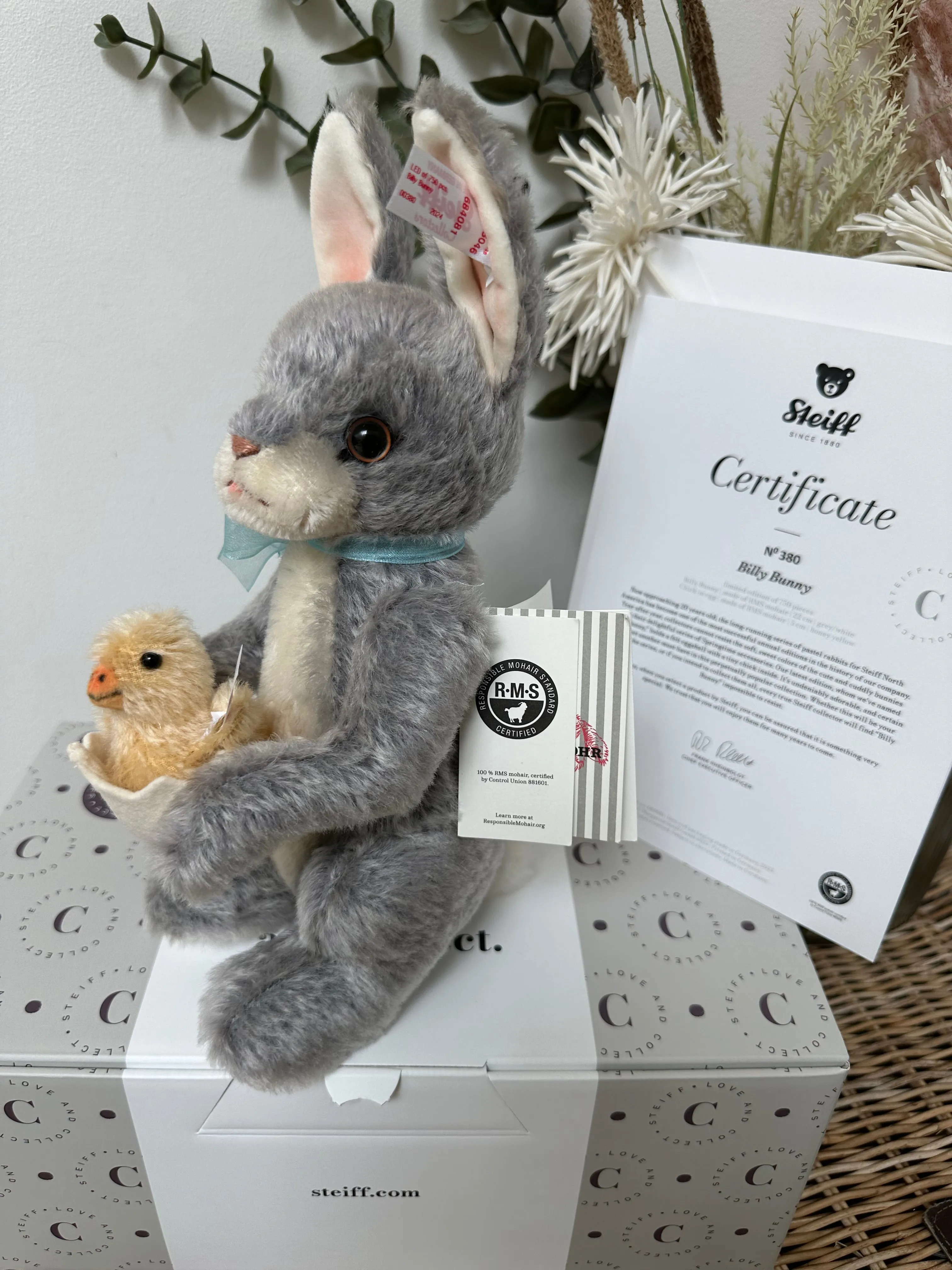 Billy Bunny Rabbit & Chic Steiff Limited Edition Collectable No 380