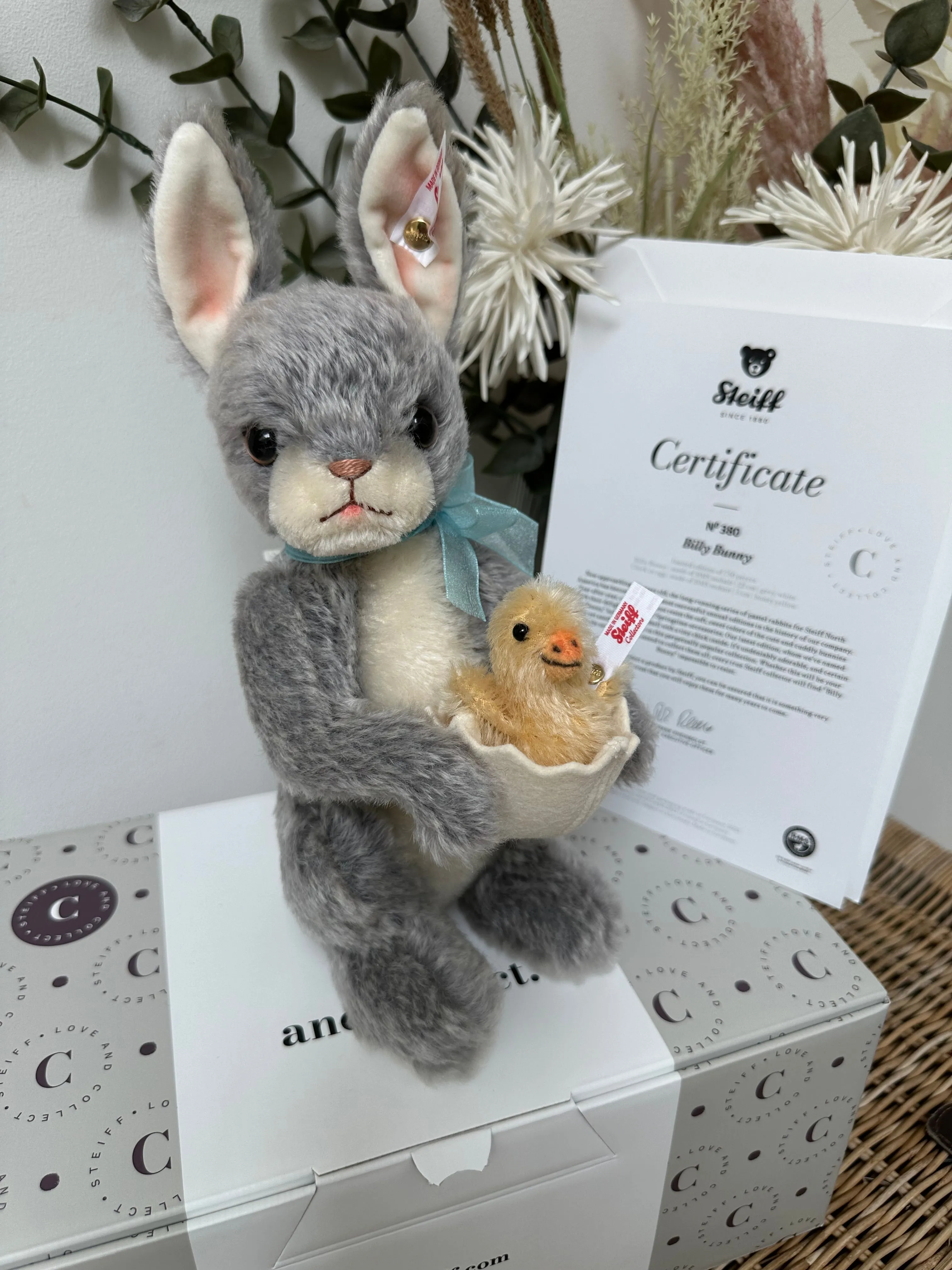 Billy Bunny Rabbit & Chic Steiff Limited Edition Collectable No 380