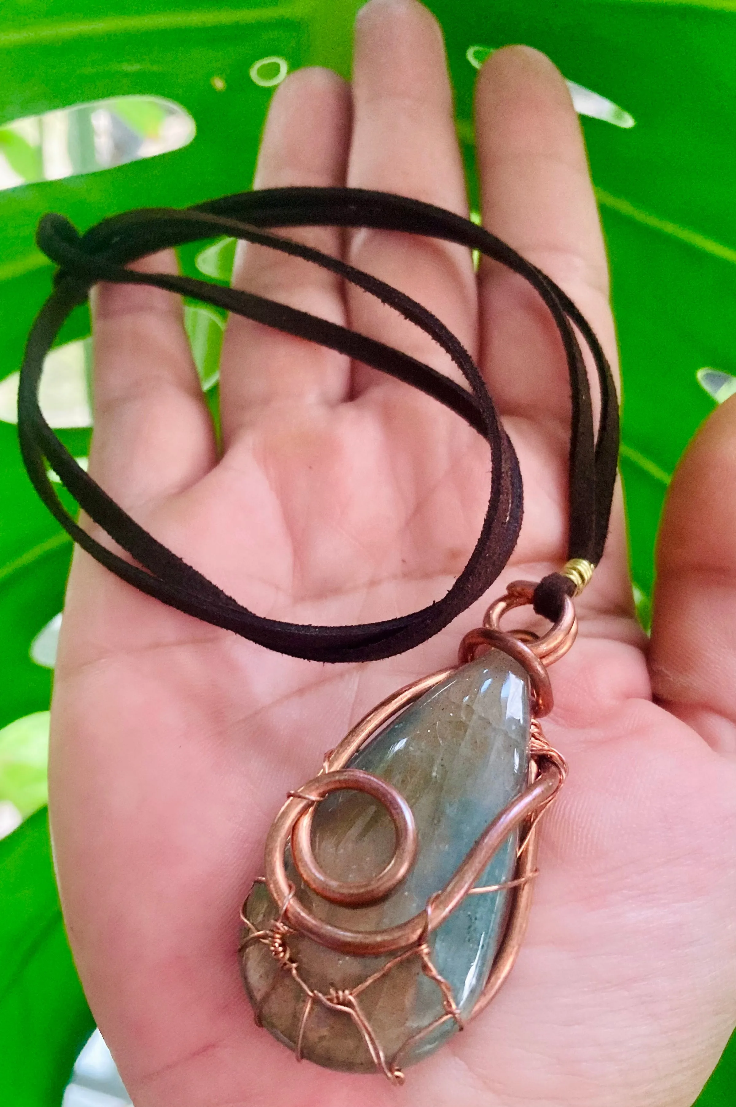 Dusk Labradorite Pendant