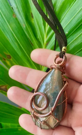 Dusk Labradorite Pendant