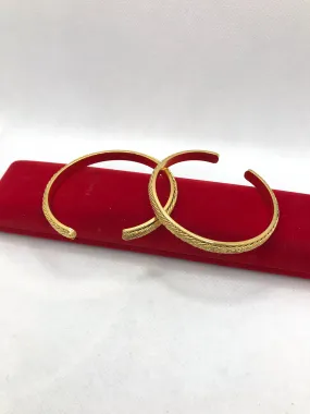 Gold plated bangle