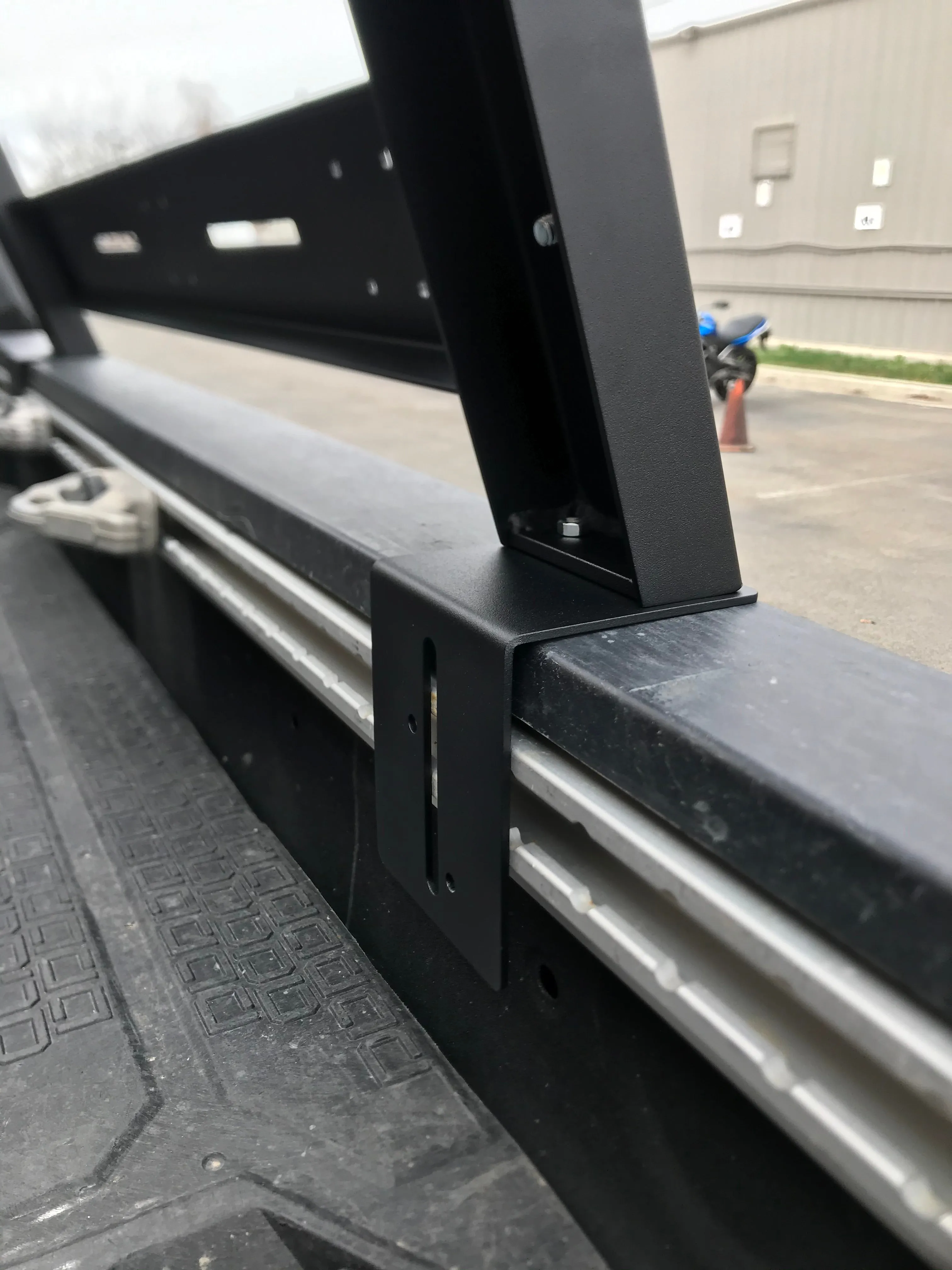 Low Style - RTT - Universal Truck Bed Rack