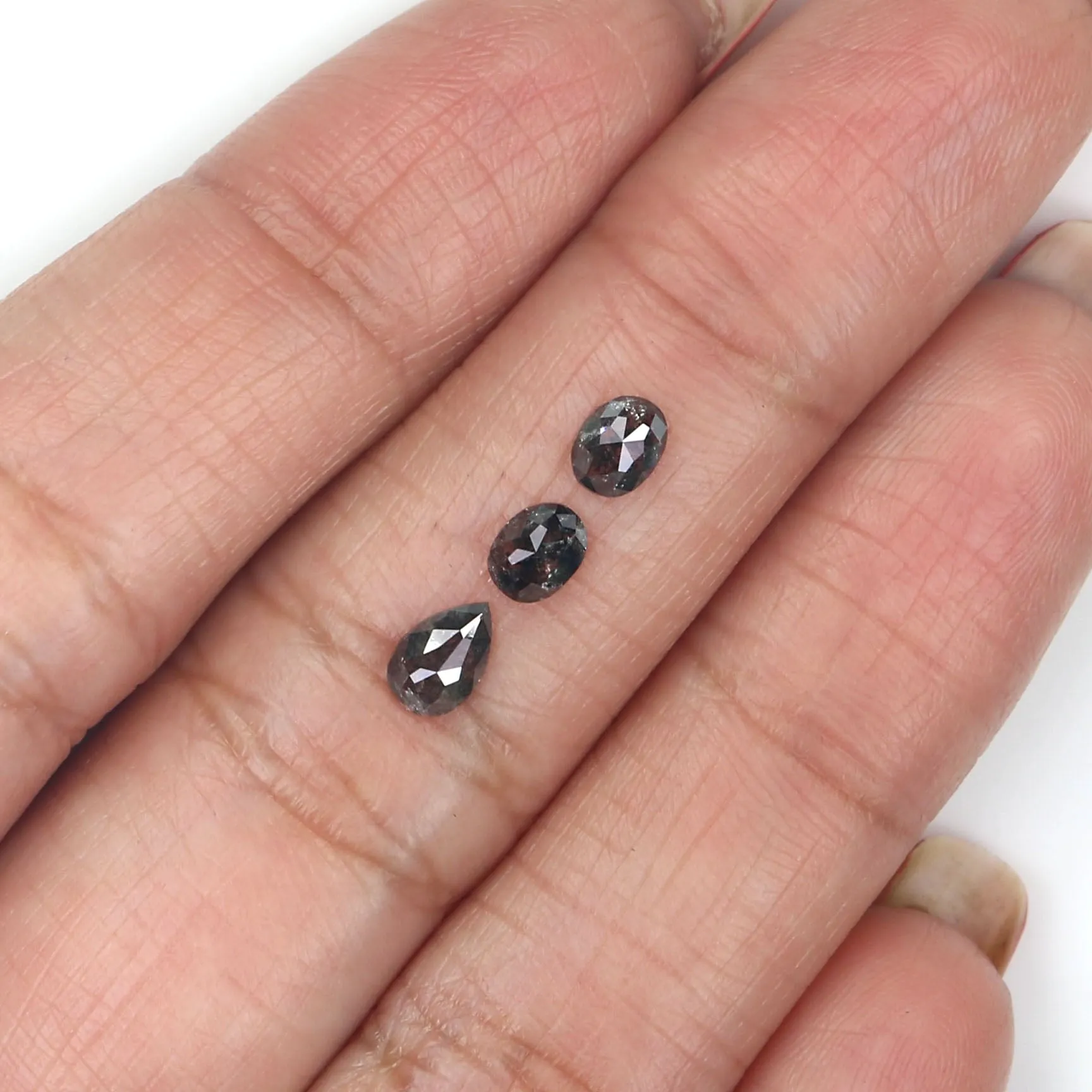 Natural Loose Mix Shape Salt And Pepper Diamond Black Grey Color 0.81 CT 4.46 MM Mix Shape Rose Cut Diamond KDL2446