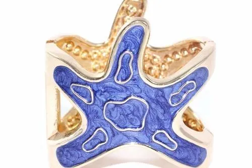 Starfish Glitz Bangle