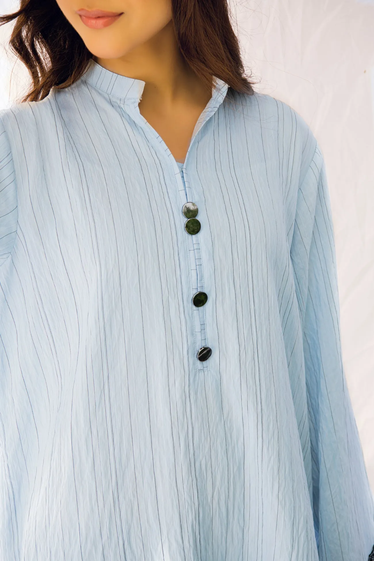 STRAIGHT KURTA WITH EMBROIDERED SLEEVES