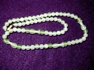 Traditional Style Chinese Jade Gourd Bead Necklace